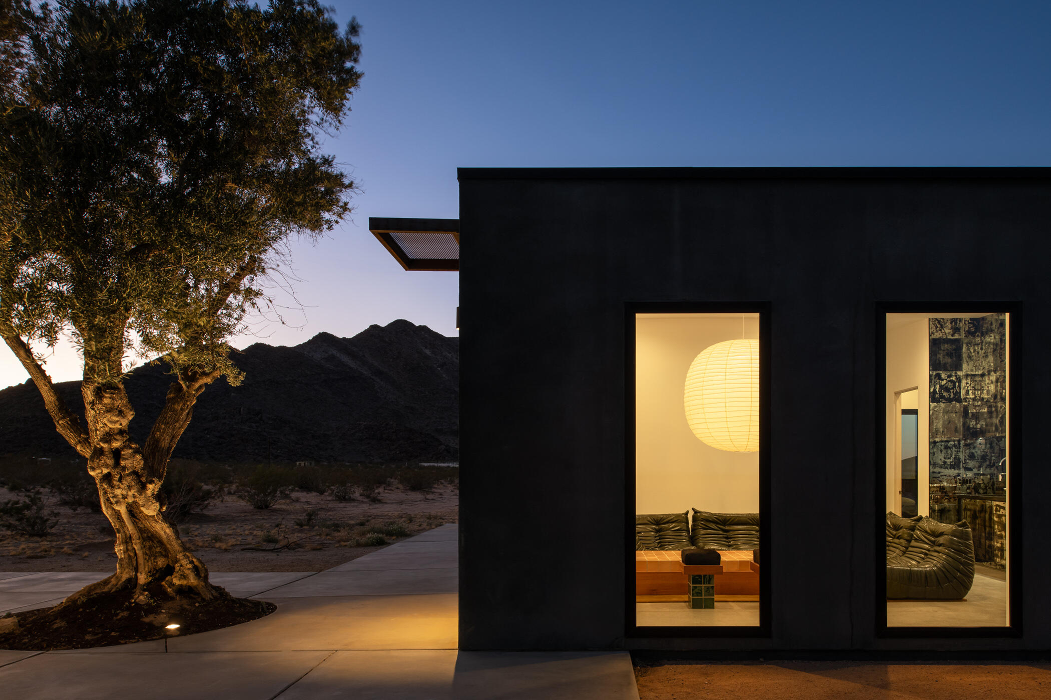 60052 Rocky Road Landers, CA 92285 - Photo 20 of 42 a view of balcony