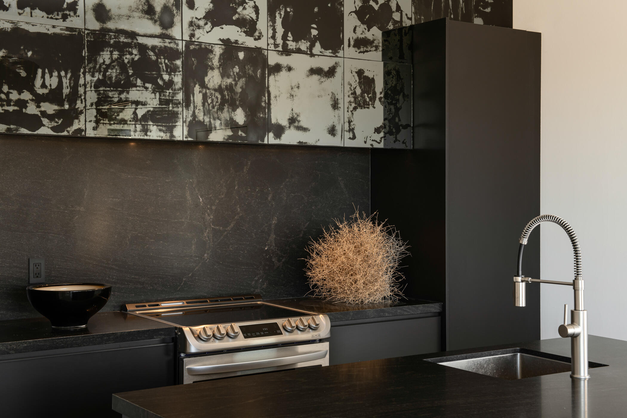 60052 Rocky Road Landers, CA 92285 - Photo 8 of 42