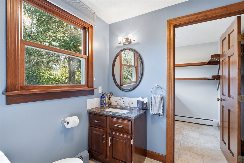 10 Oxbow Road Danvers, MA 01923 - Photo 12 of 41