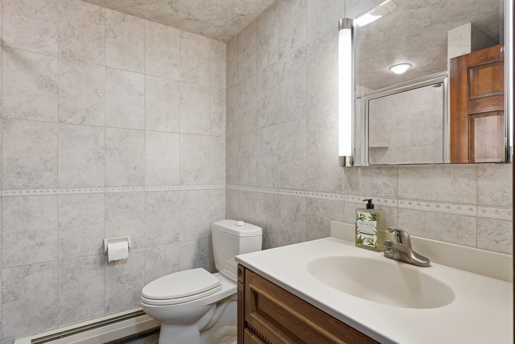 10 Oxbow Road Danvers, MA 01923 - Photo 25 of 41