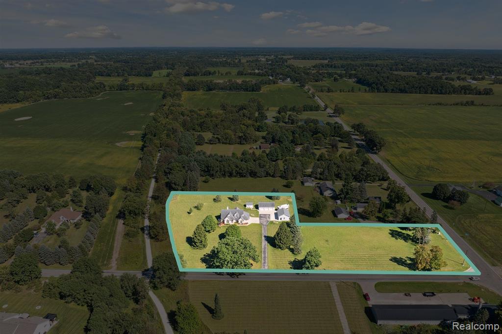 4445 Brogan Road Stockbridge, MI 49285 - Photo 3 of 58