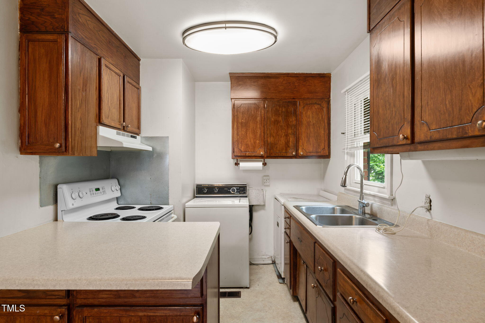 218 Forestville Road Wake Forest, NC 27587 - Photo 11 of 35 11-web-or-mls-untitled-111