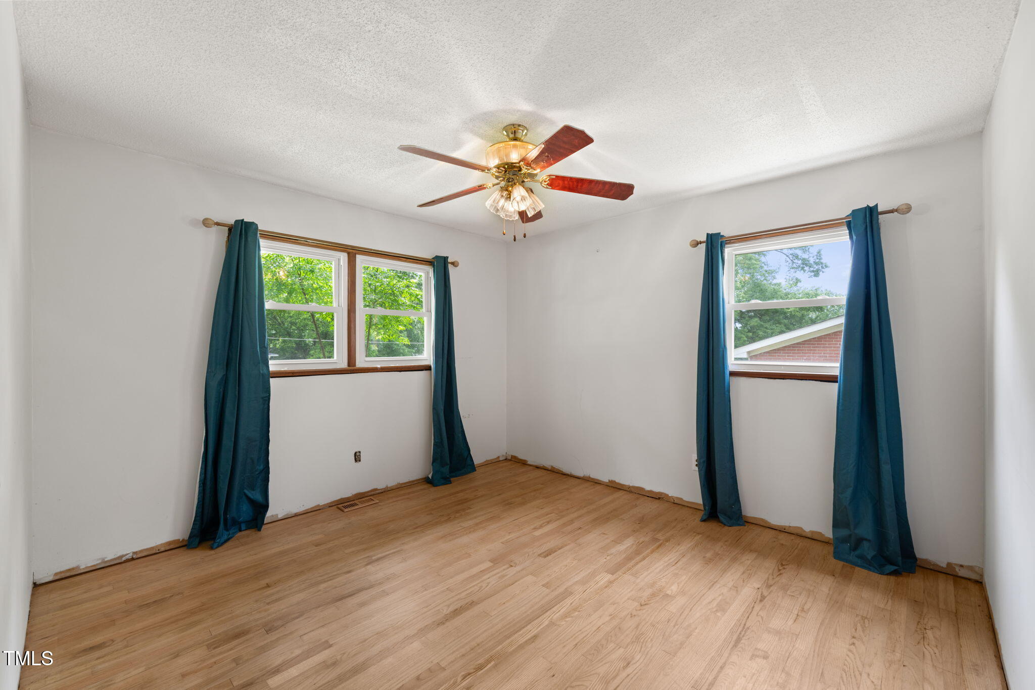 218 Forestville Road Wake Forest, NC 27587 - Photo 14 of 35 14-web-or-mls-untitled-118