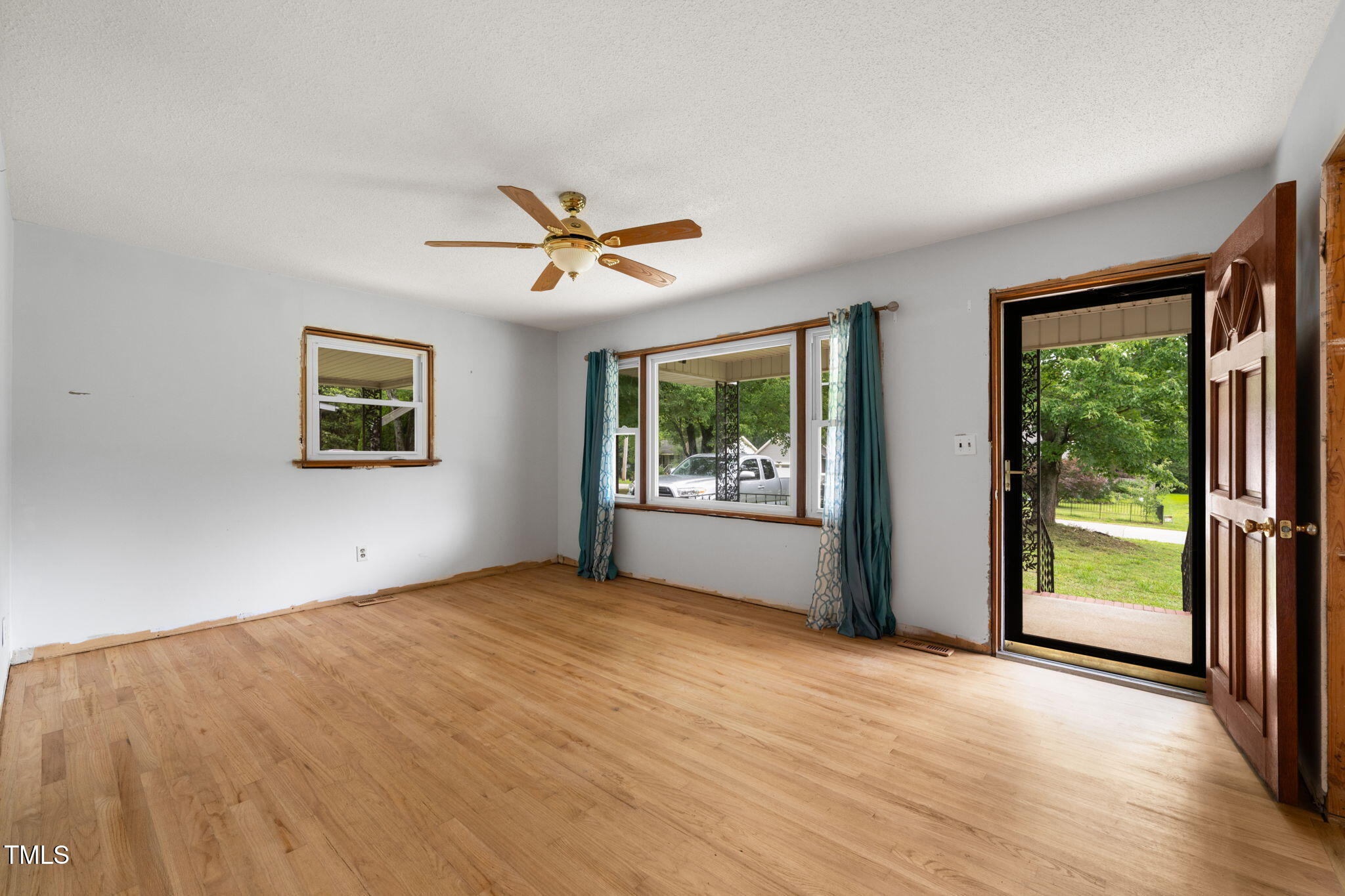 218 Forestville Road Wake Forest, NC 27587 - Photo 4 of 35 4-web-or-mls-untitled-104