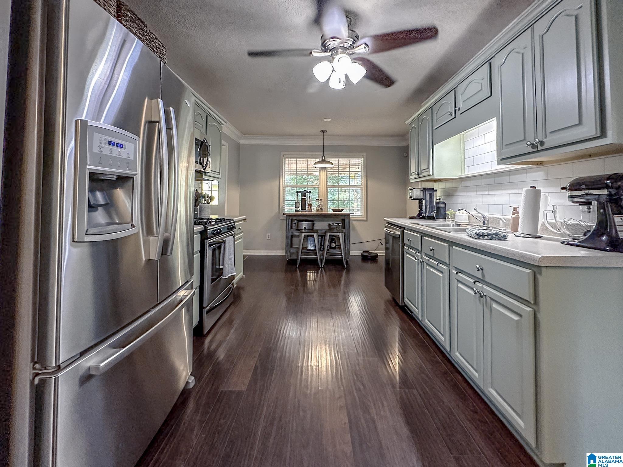 504 South Hillcrest Road Odenville, AL 35120 - Photo 12 of 51