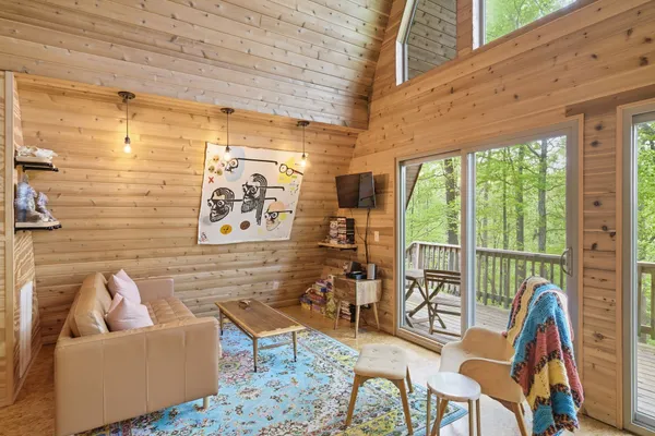 $325,000 | 1277 Loftis Road, Ashland City, TN 37015