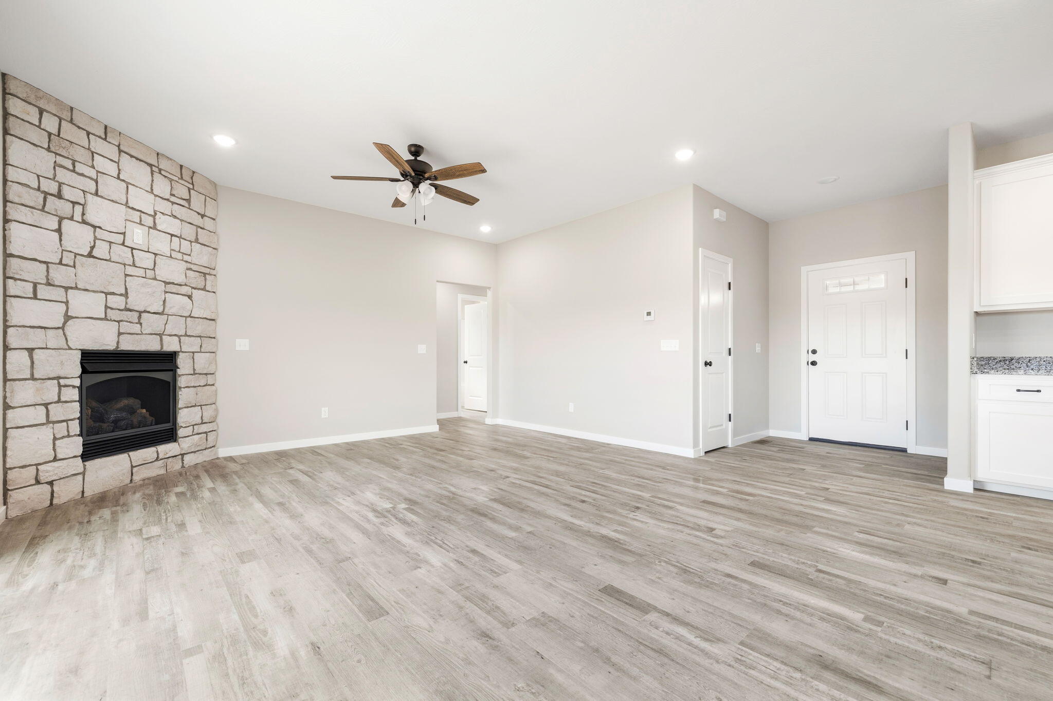 416 Beaver Tail Road Ash Grove, MO 65604 - Photo 6 of 40 5-web-or-mls-A-5