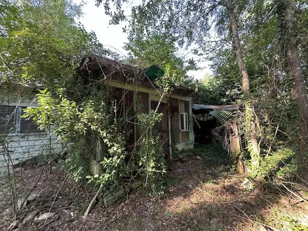 a backyard of a house