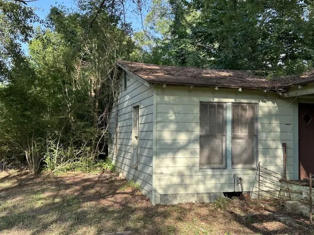 $65,999 | 3305 South Lake Drive, Texarkana, TX 75501