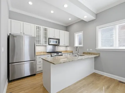 $2,349,000 | 863 West Newport Avenue, Chicago, IL 60657