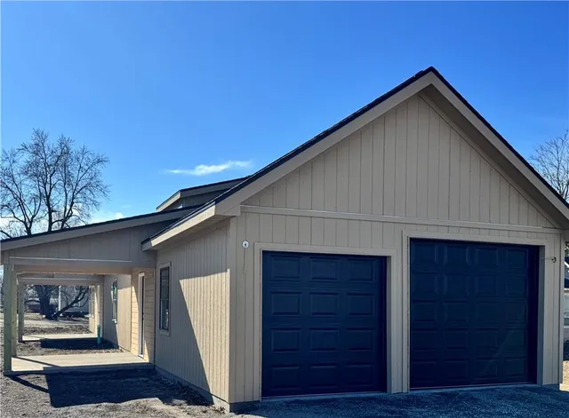 $255,000 | 404 West Cornhill Street, Cameron, MO 64429