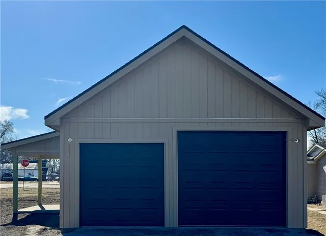 $255,000 | 404 West Cornhill Street, Cameron, MO 64429