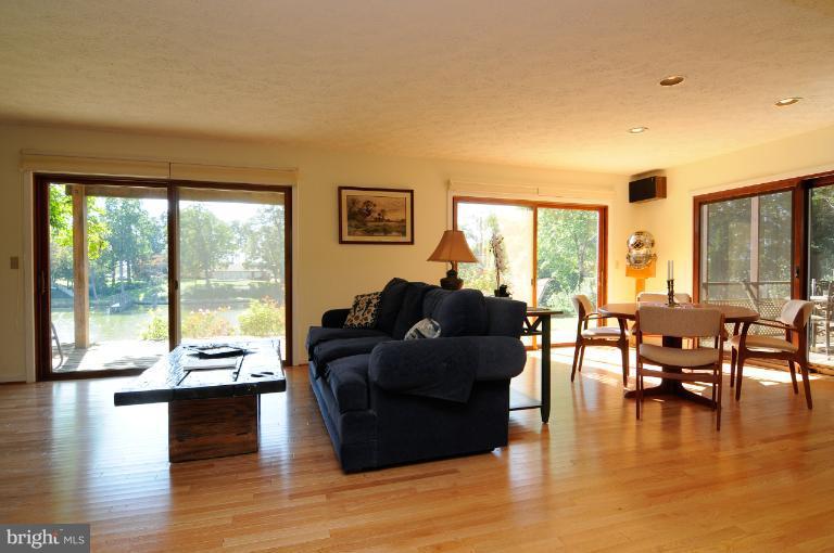 1889 Burley Road Annapolis, MD 21409 - Photo 20 of 24 Interior (General)