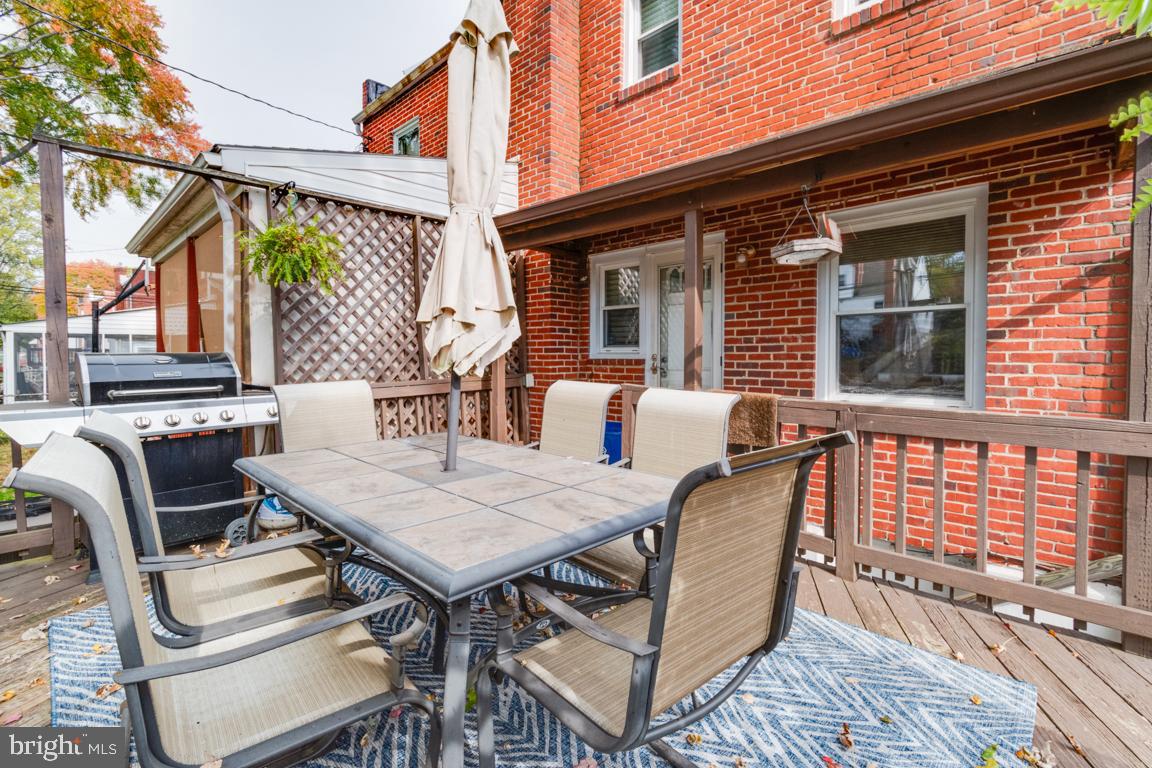 315 3rd Street Baltimore, MD 21206 - Photo 23 of 25 Rear deck