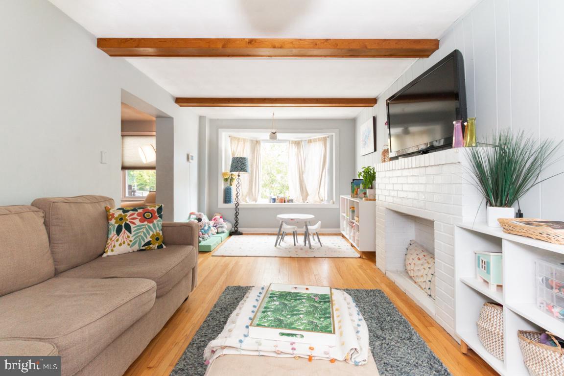 315 3rd Street Baltimore, MD 21206 - Photo 8 of 25 Fam. Rm