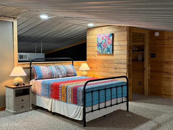 $575,000 | 748 Bluegoose Road, Sarah, MS 38665