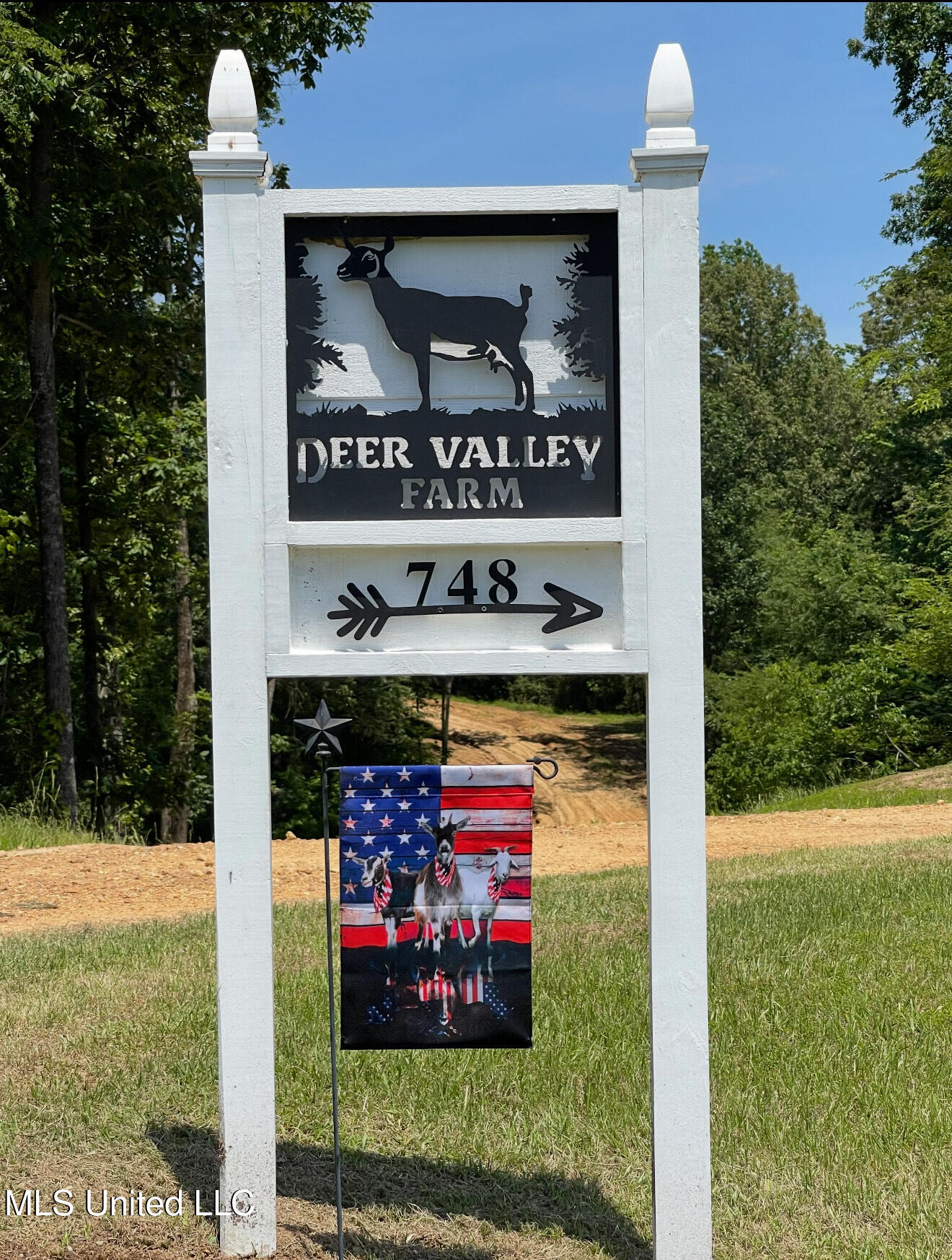 748 Bluegoose Road Sarah, MS 38665 - Photo 5 of 48 748 BLUE GOOSE ROAD (7)