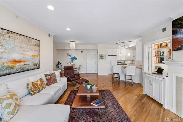 $700,000 | 111 South Monroe Street, Unit B102, Denver, CO 80209