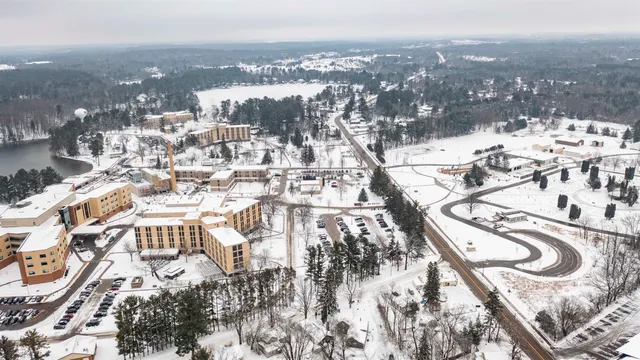 $219,900 | E1655 Grandview Road, Waupaca, WI 54981