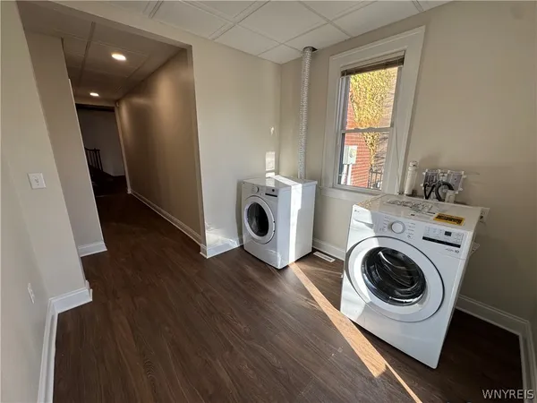 $3,600 | 81 Humboldt Parkway, Buffalo, NY 14214