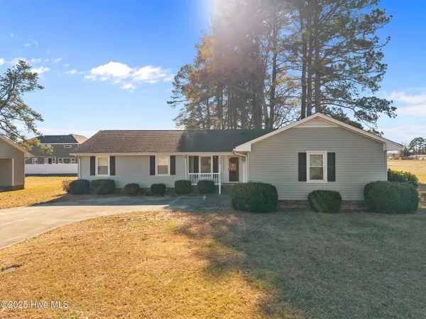 $215,000 | 506 Wellington Drive, Ayden, NC 28513