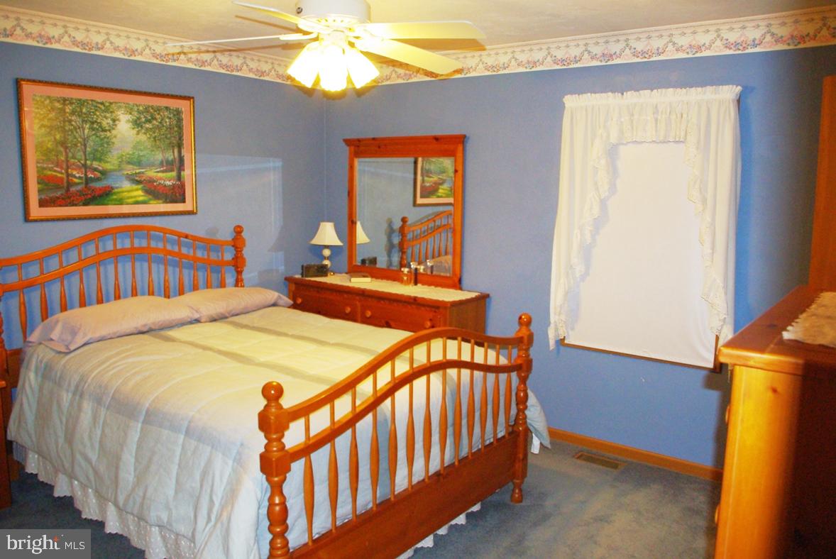 555 Teeter Road Littlestown, PA 17340 - Photo 8 of 28 Master Bedroom w Full Bath