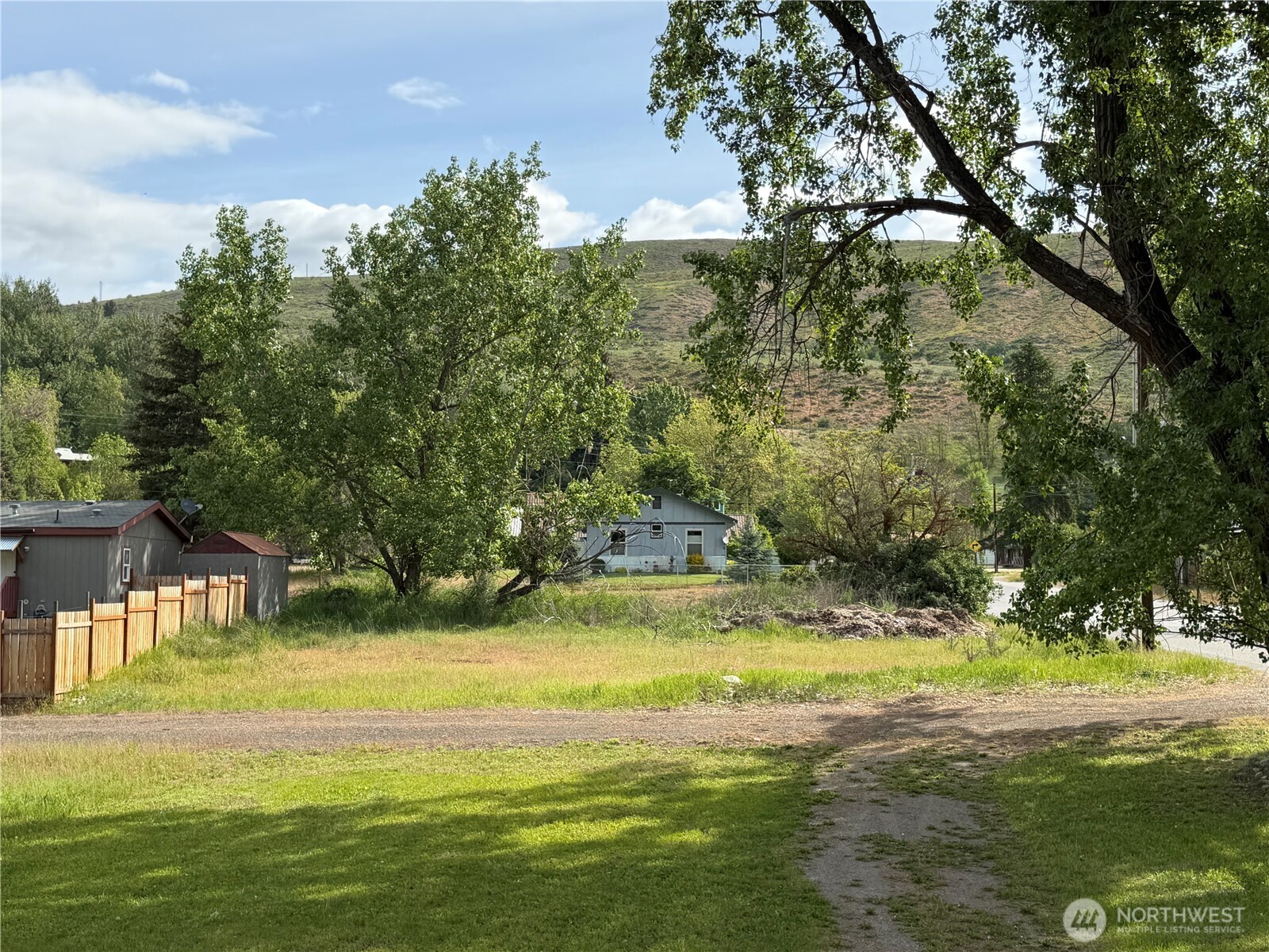 623 Main Street Winthrop, WA 98862 - Photo 14 of 22