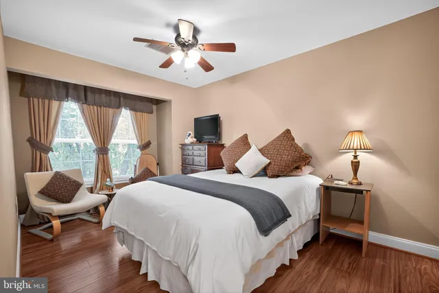 $559,900 | 8768 Dunstable Loop, Bristow, VA 20136