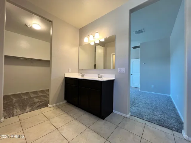 $1,750 | 28945 North Amber Way, San Tan Valley, AZ 85143