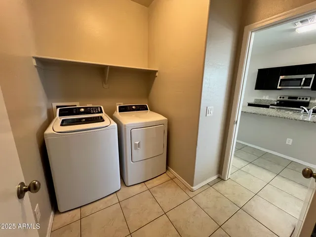 $1,750 | 28945 North Amber Way, San Tan Valley, AZ 85143