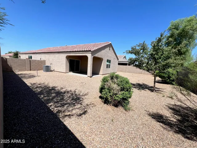 $1,750 | 28945 North Amber Way, San Tan Valley, AZ 85143