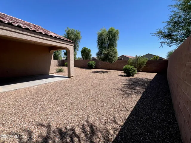 $1,750 | 28945 North Amber Way, San Tan Valley, AZ 85143