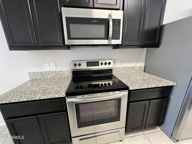 $1,750 | 28945 North Amber Way, San Tan Valley, AZ 85143