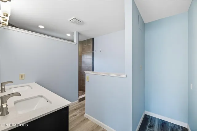 $424,900 | 5309 Gloucester Circle, Knoxville, TN 37918