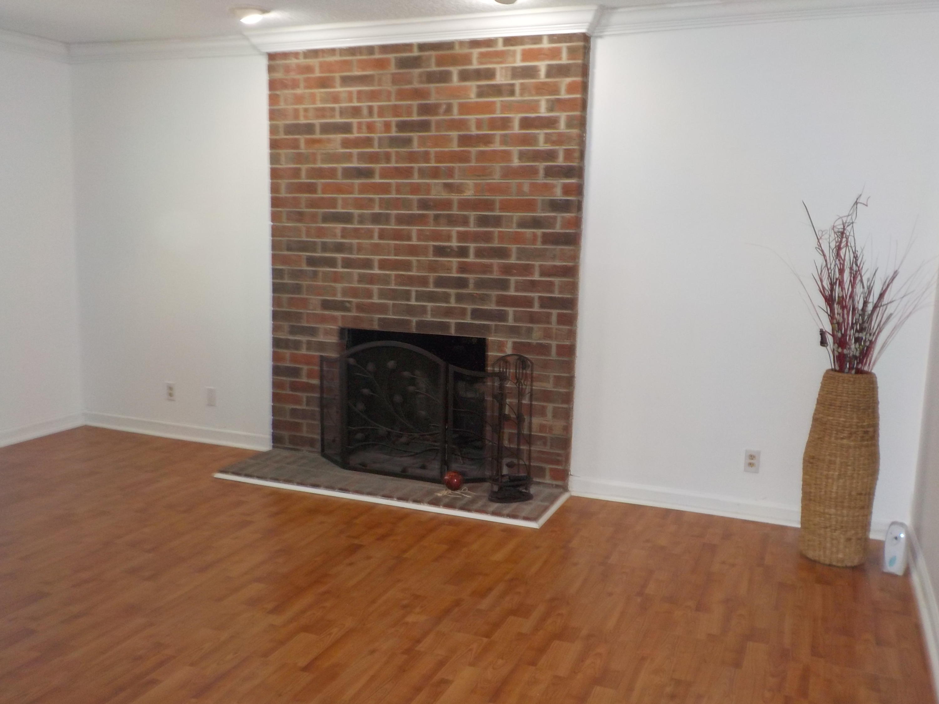 115 Arcadia Lane, Unit A Oak Ridge, TN 37830 - Photo 8 of 36 New Interior Paint