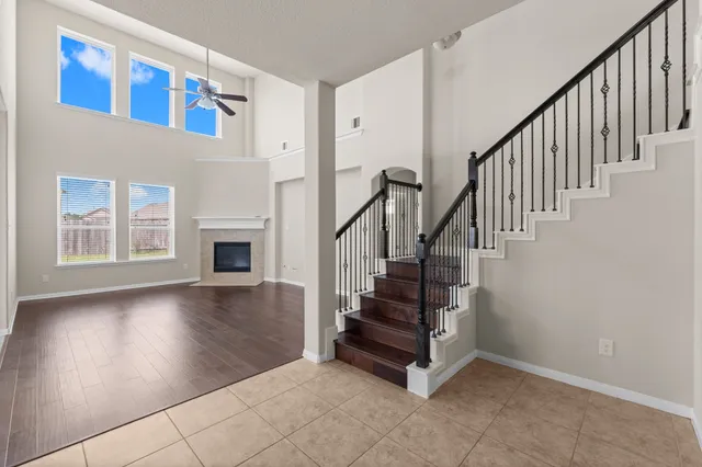 $2,700 | 18115 Fernwood Bend Drive, Tomball, TX 77377