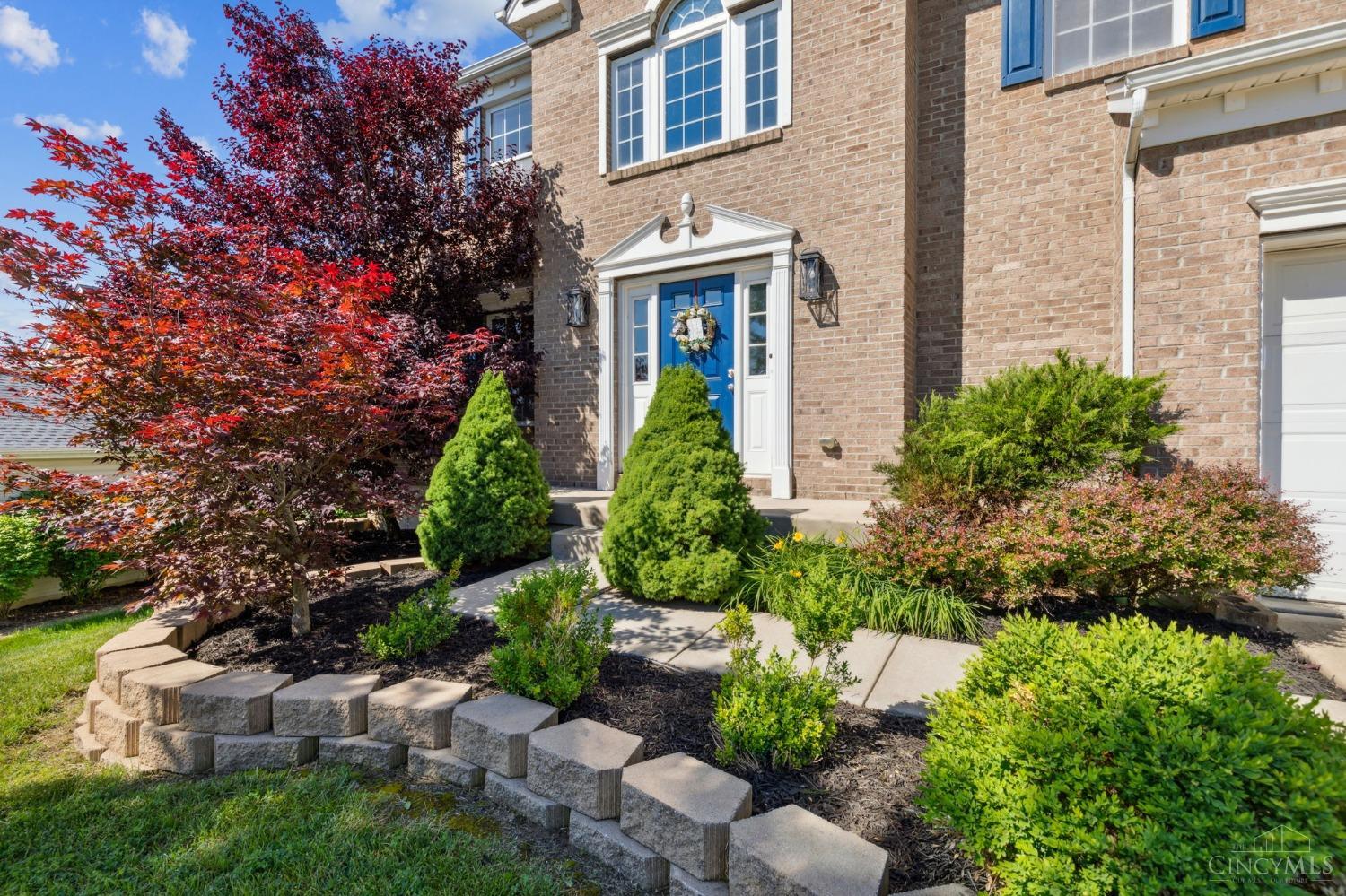 7259 Hunters Ridge Lane Cincinnati, OH 45247 - Photo 2 of 34 Gallery Image 2