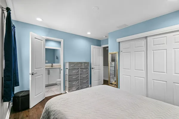 $350,000 | 604 Newberry Drive, Streamwood, IL 60107