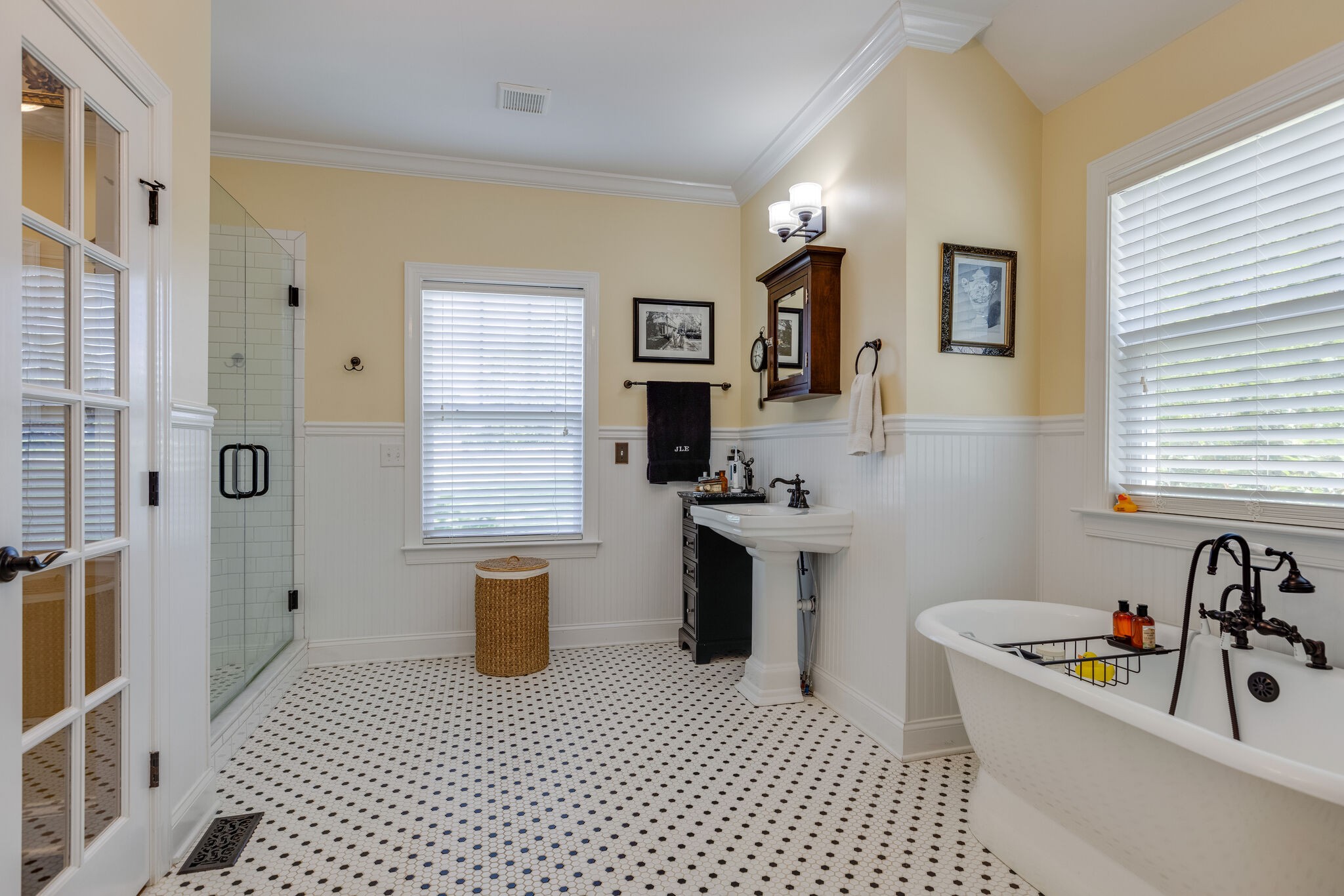 3318 Mahlon Moore Road Spring Hill, TN 37174 - Photo 22 of 49 a room with a couch and a window