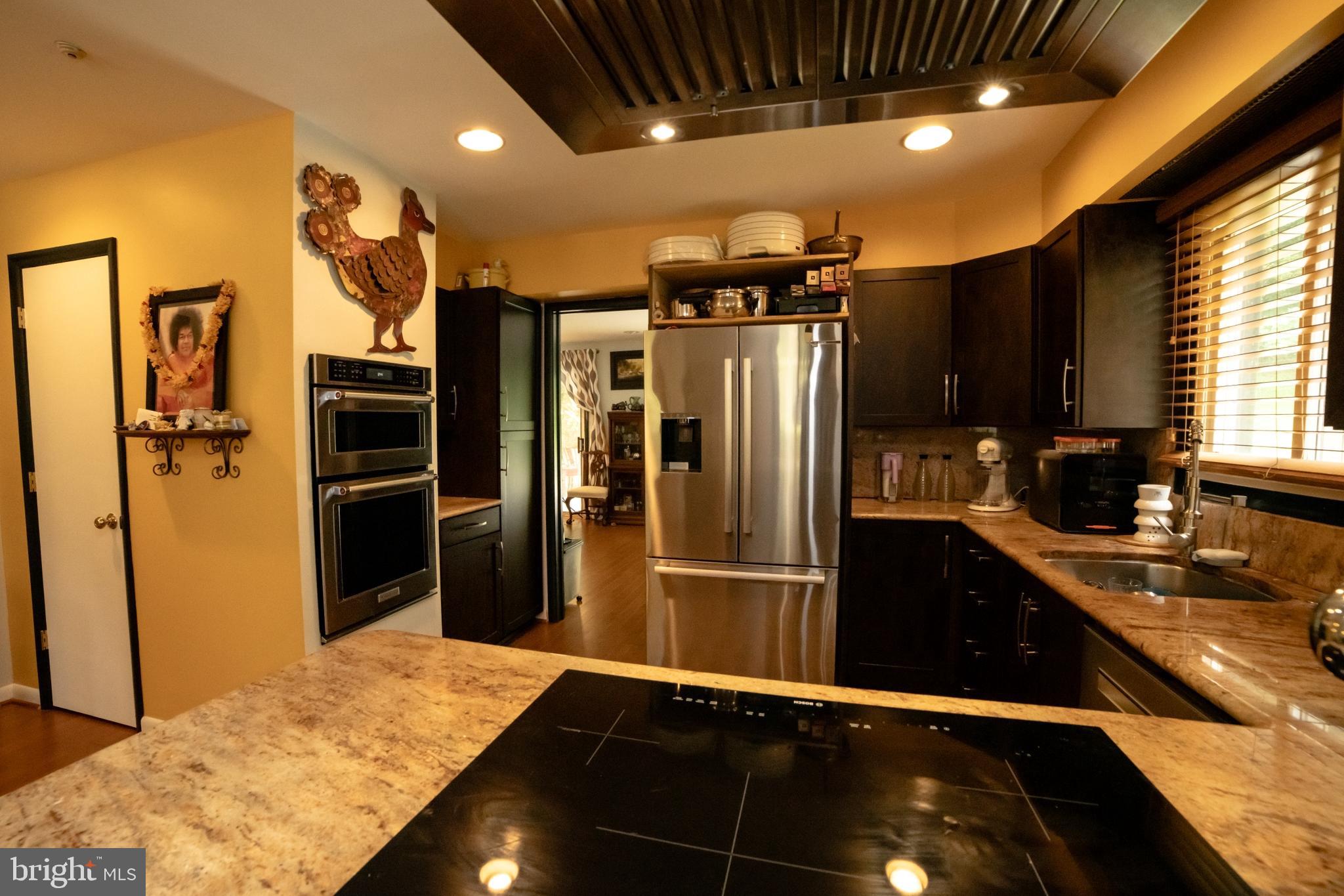 2208 Oxeye Road Baltimore, MD 21209 - Photo 5 of 18