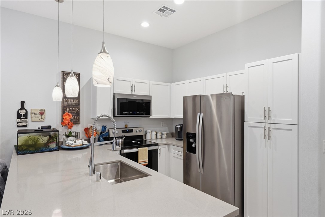 6439 Wide Sky Street Las Vegas, NV 89166 - Photo 8 of 44