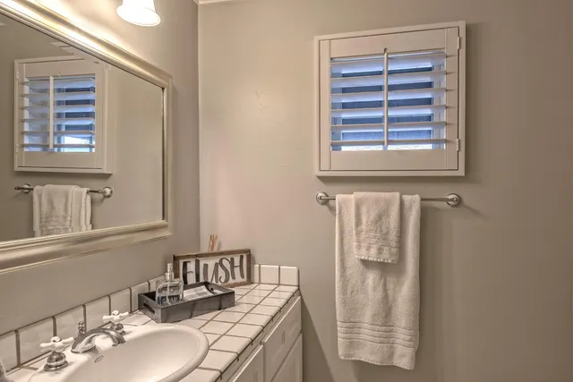 $14,995 | 3841 East Elm Street, Phoenix, AZ 85018