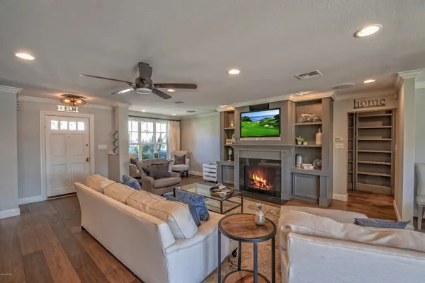 $14,995 | 3841 East Elm Street, Phoenix, AZ 85018