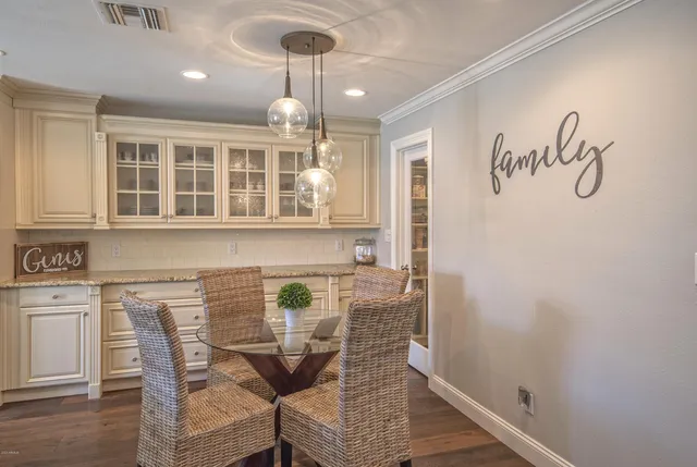 $14,995 | 3841 East Elm Street, Phoenix, AZ 85018