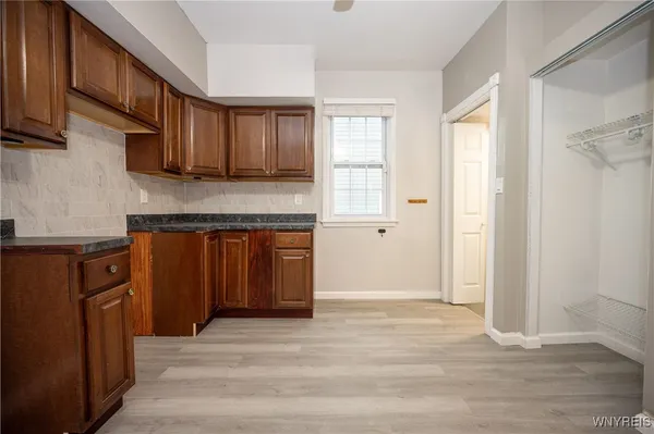 $279,000 | 156 Parkwood Avenue, Buffalo, NY 14217