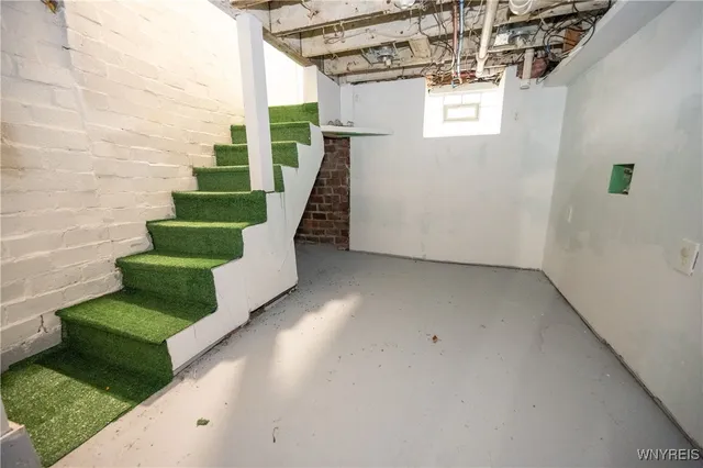 $279,000 | 156 Parkwood Avenue, Buffalo, NY 14217