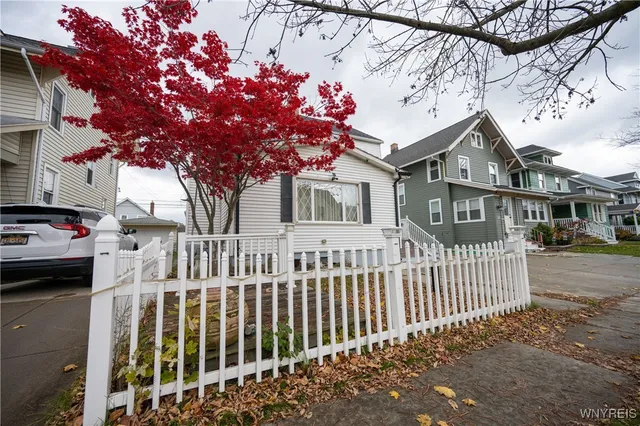 $279,000 | 156 Parkwood Avenue, Buffalo, NY 14217
