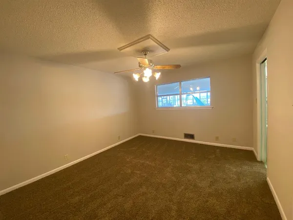 $2,800 | 703 Merit Street, Farmersville, TX 75442