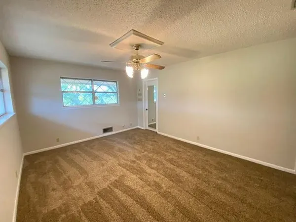 $2,800 | 703 Merit Street, Farmersville, TX 75442