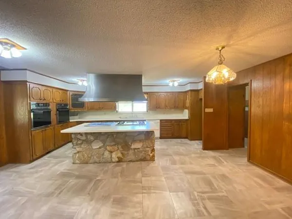 $2,800 | 703 Merit Street, Farmersville, TX 75442